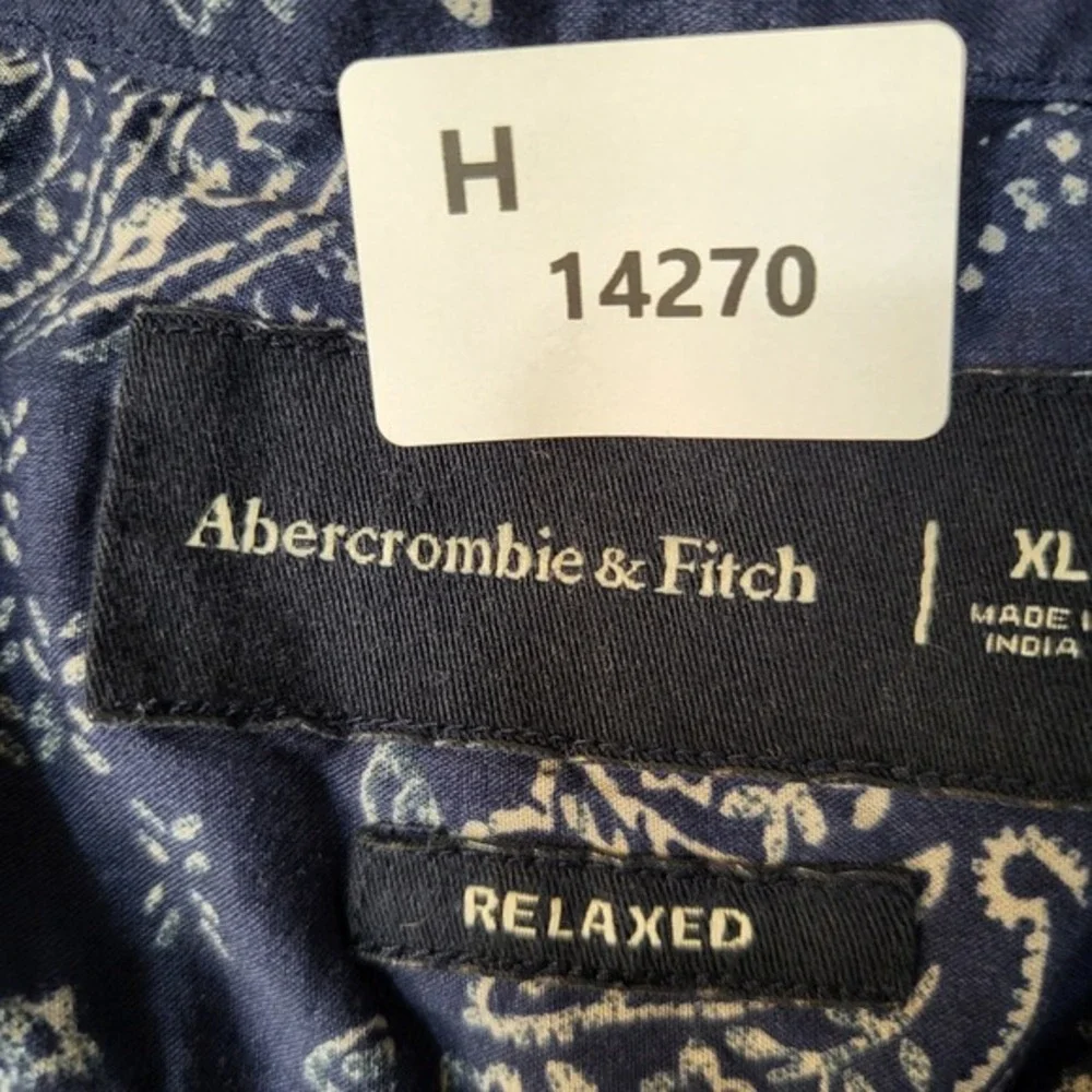 Abercrombie & Fitch *please carefully
